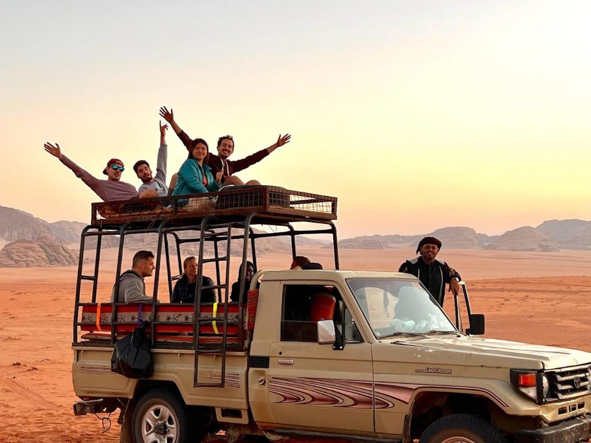 Wadi Rum Candles Camp Extérieur photo