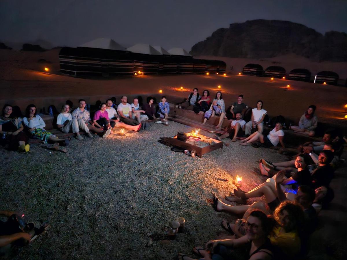 Wadi Rum Candles Camp Extérieur photo