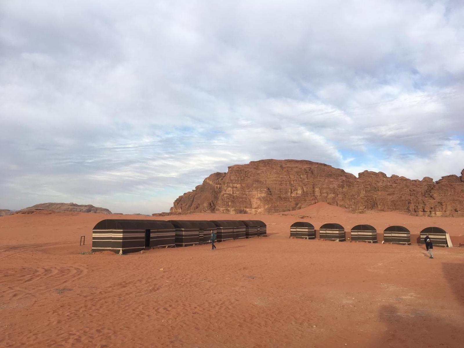 Wadi Rum Candles Camp Extérieur photo