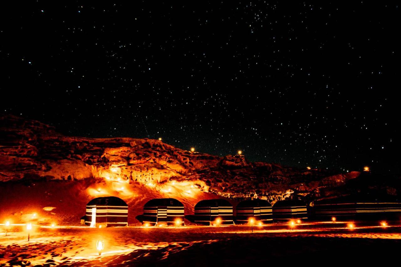 Wadi Rum Candles Camp Extérieur photo